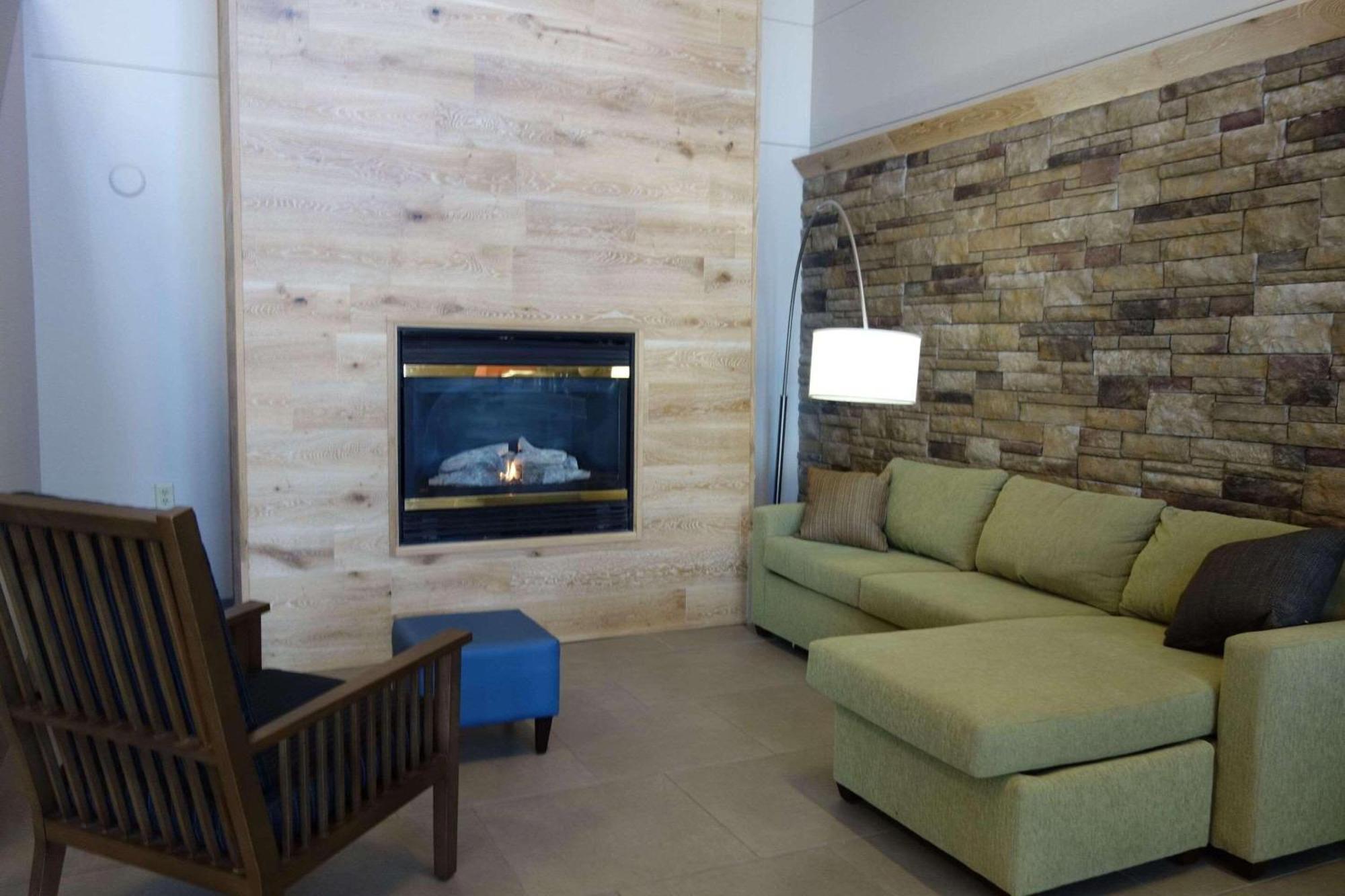 Country Inn & Suites By Radisson, Mason City, Ia Kültér fotó