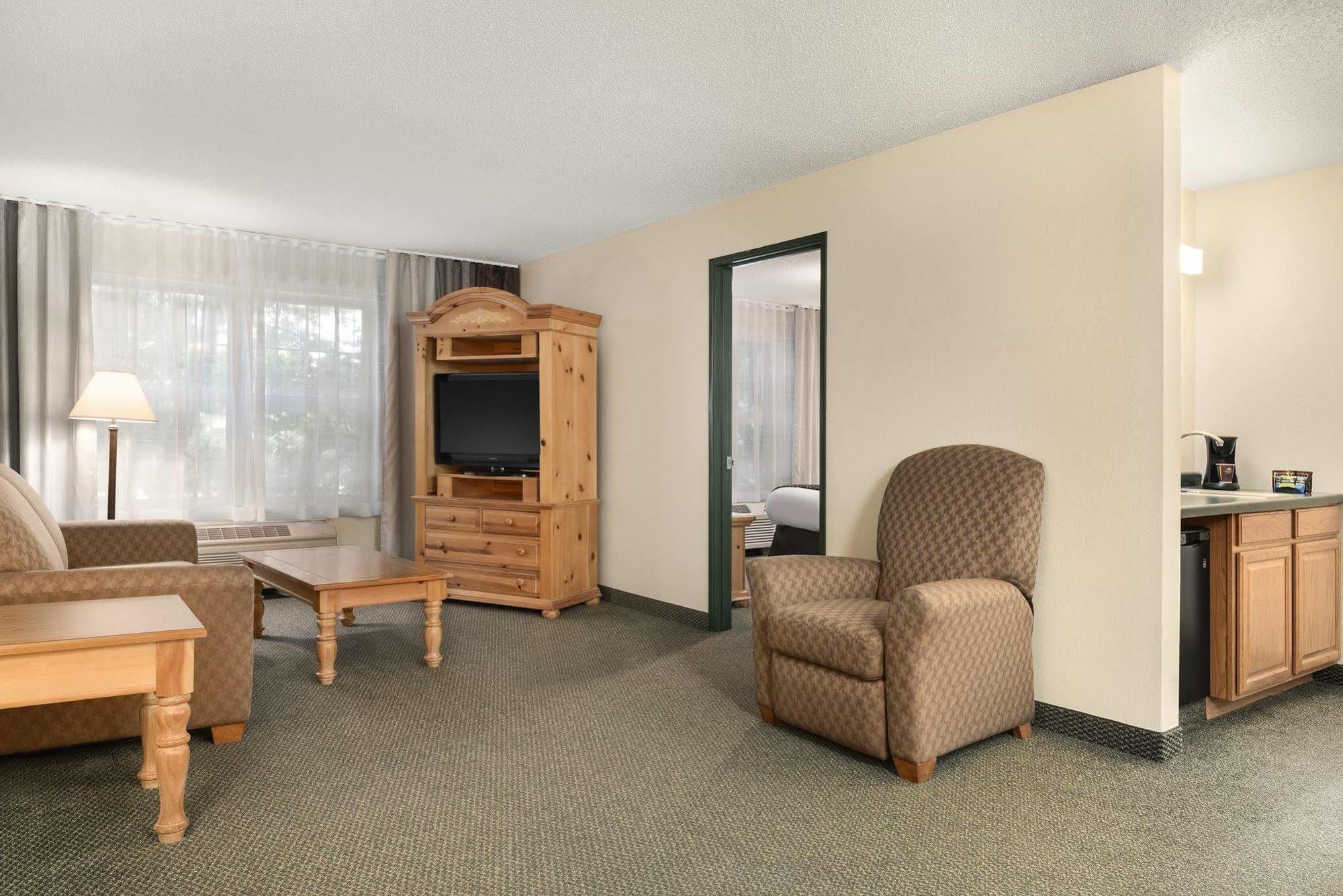 Country Inn & Suites By Radisson, Mason City, Ia Kültér fotó