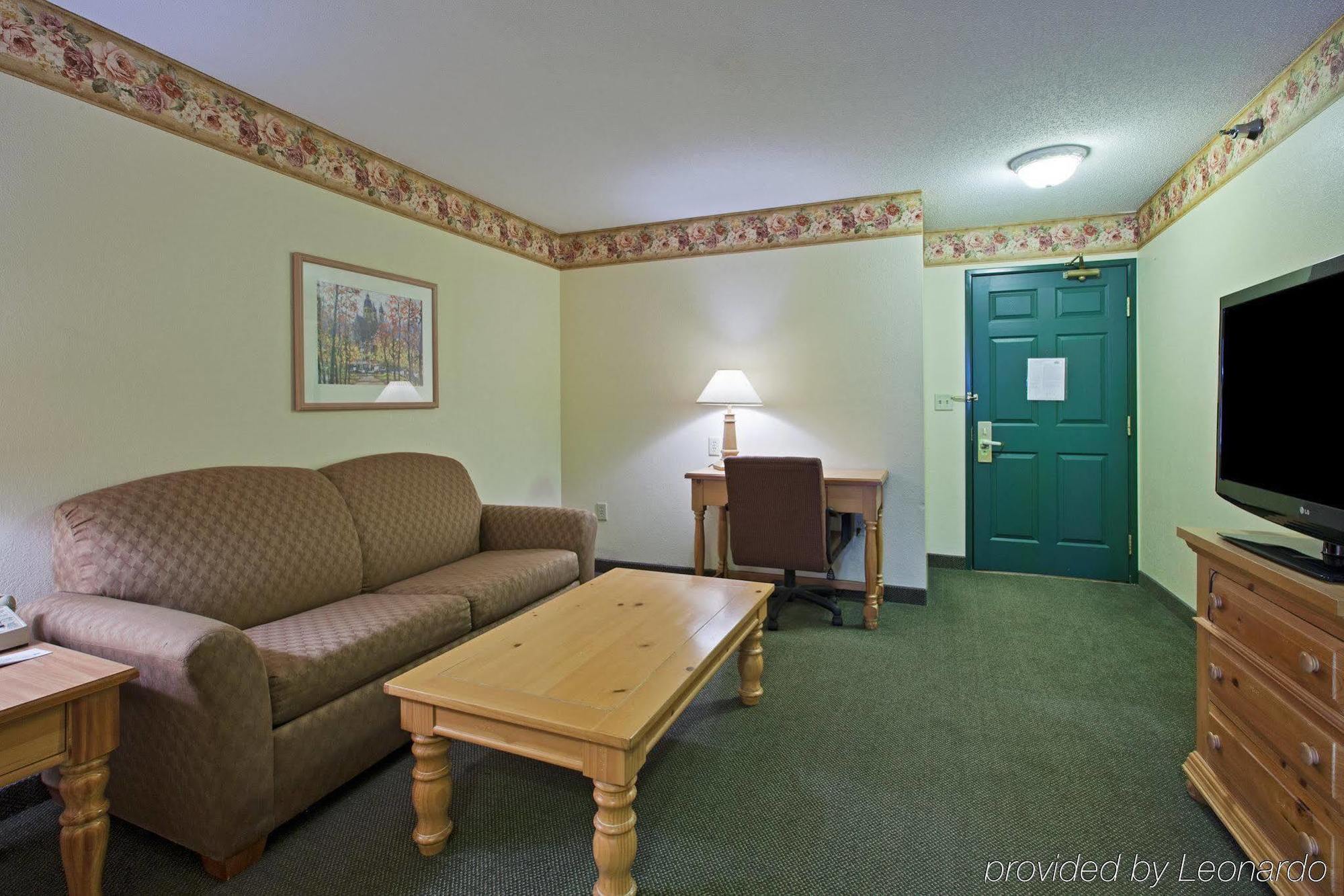 Country Inn & Suites By Radisson, Mason City, Ia Szoba fotó